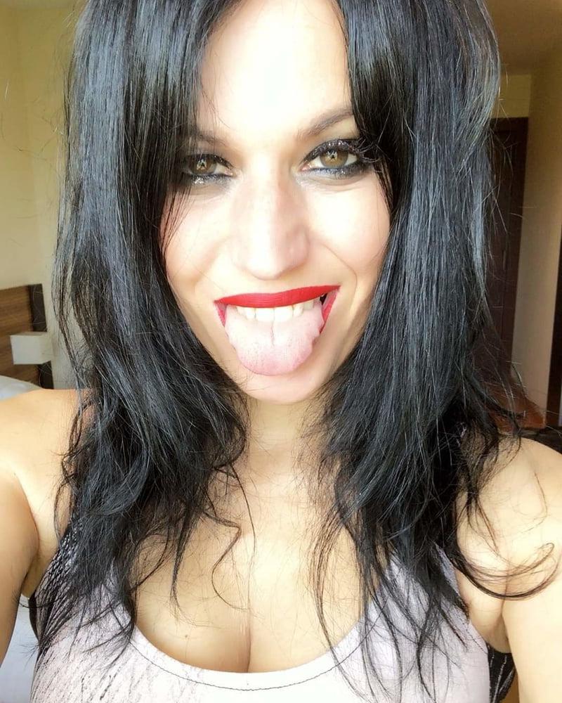 20P Cristina Scabbia sexy Italian metal MILF