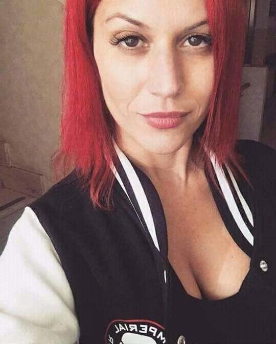 20P Cristina Scabbia sexy Italian metal MILF