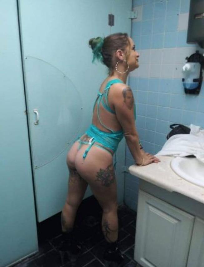 9P Yummy Cuban Slut from Key West