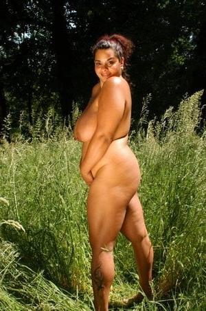 25P BIG NATURAL TITS