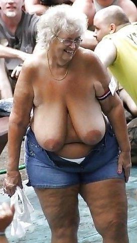 25P Cougars Grannies Milfs 59