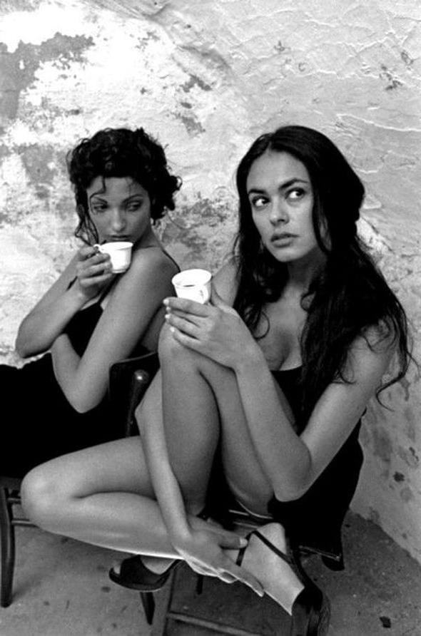 25P Italian Actress Maria Grazia Cucinotta