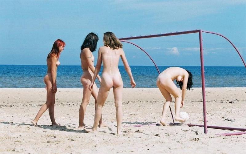 25P Naked people of vintage photos Vol. 6