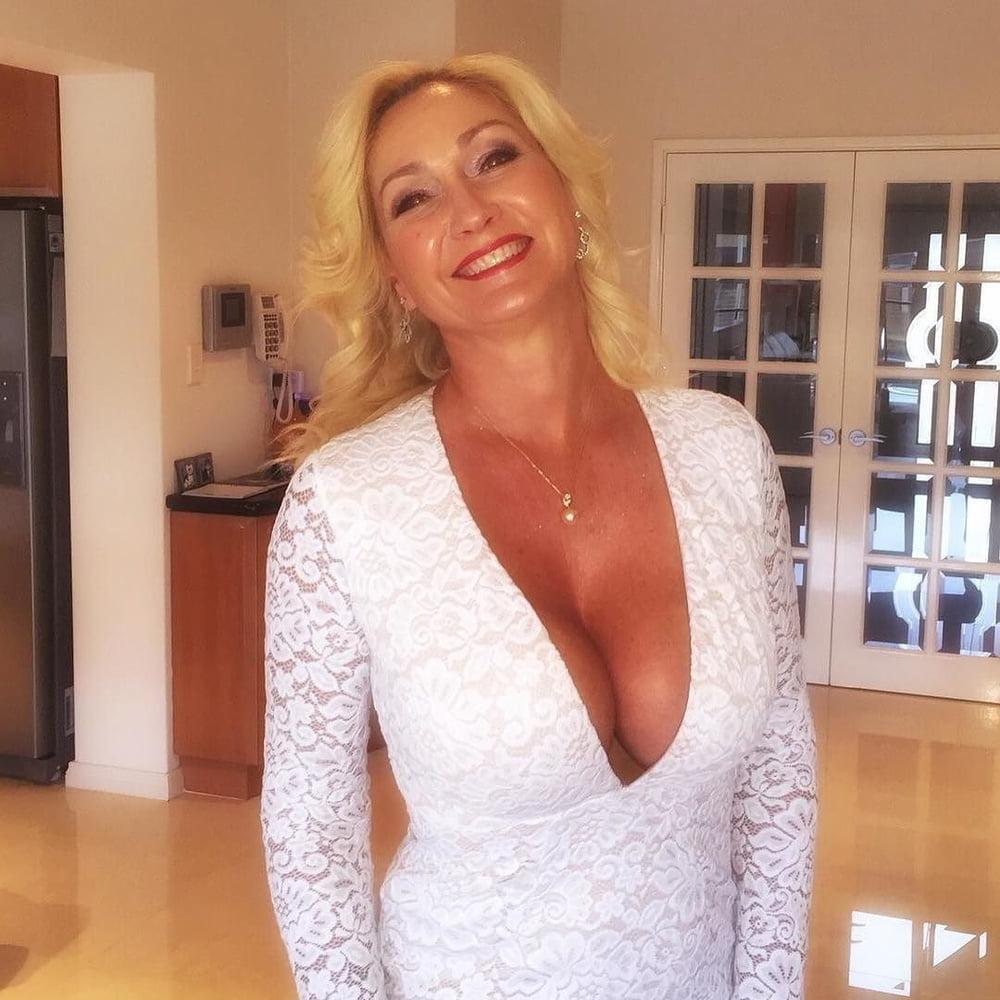 25P Ramons matures and milfs 1
