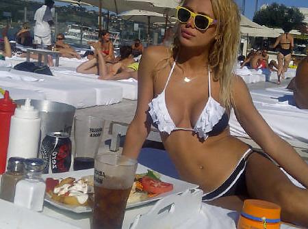 25P Stupit Turkish Celebrity girls Esra & Ceyda