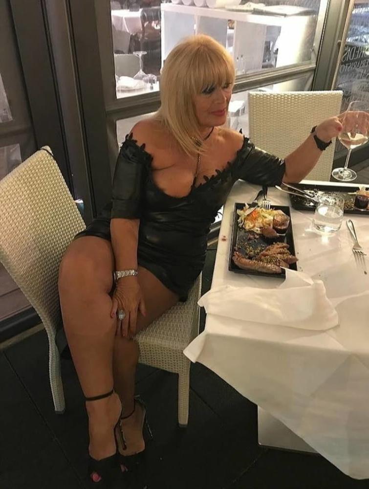 24P MILFS Mature Fuckboys