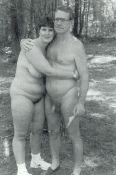 25P Naked people of vintage photos Vol. 5