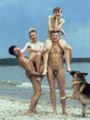 25P Naked people of vintage photos Vol. 5