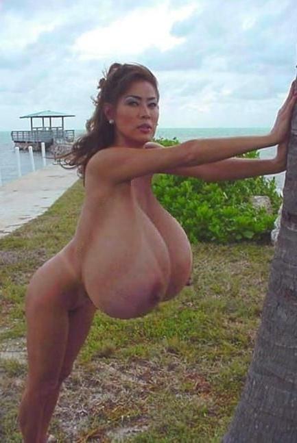 25P Extreme Breast morph