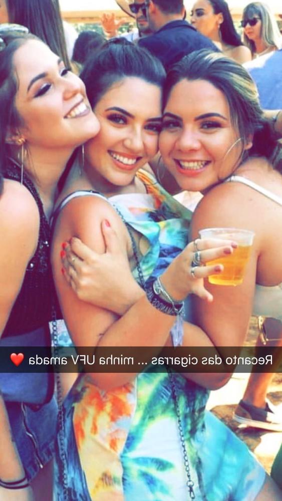 25P Portuguese girl from snap