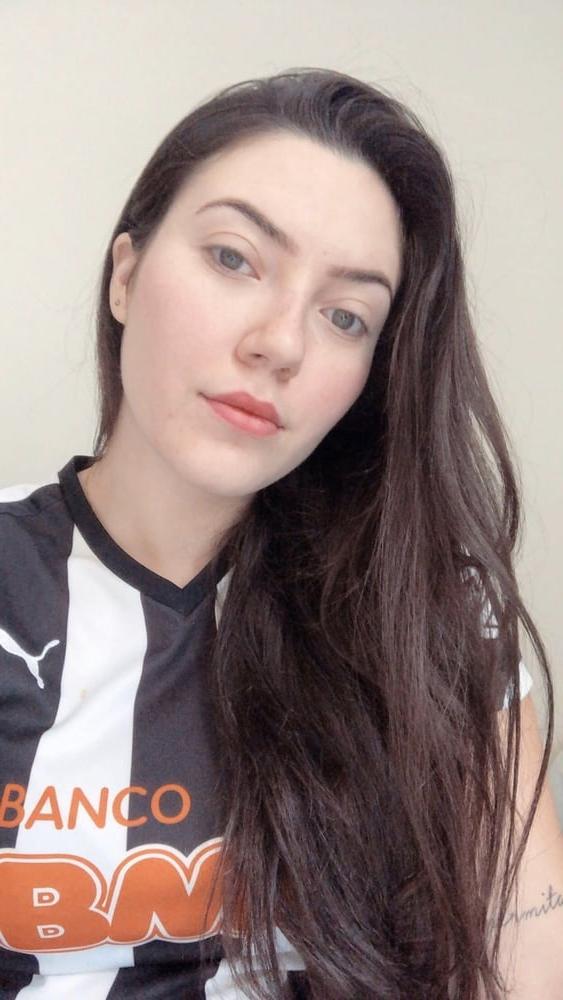 25P Portuguese girl from snap