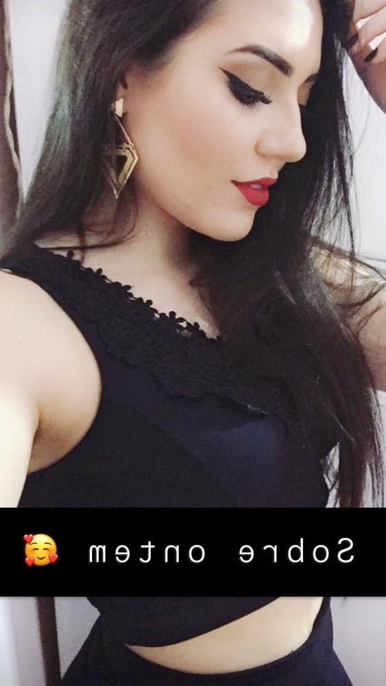 25P Portuguese girl from snap
