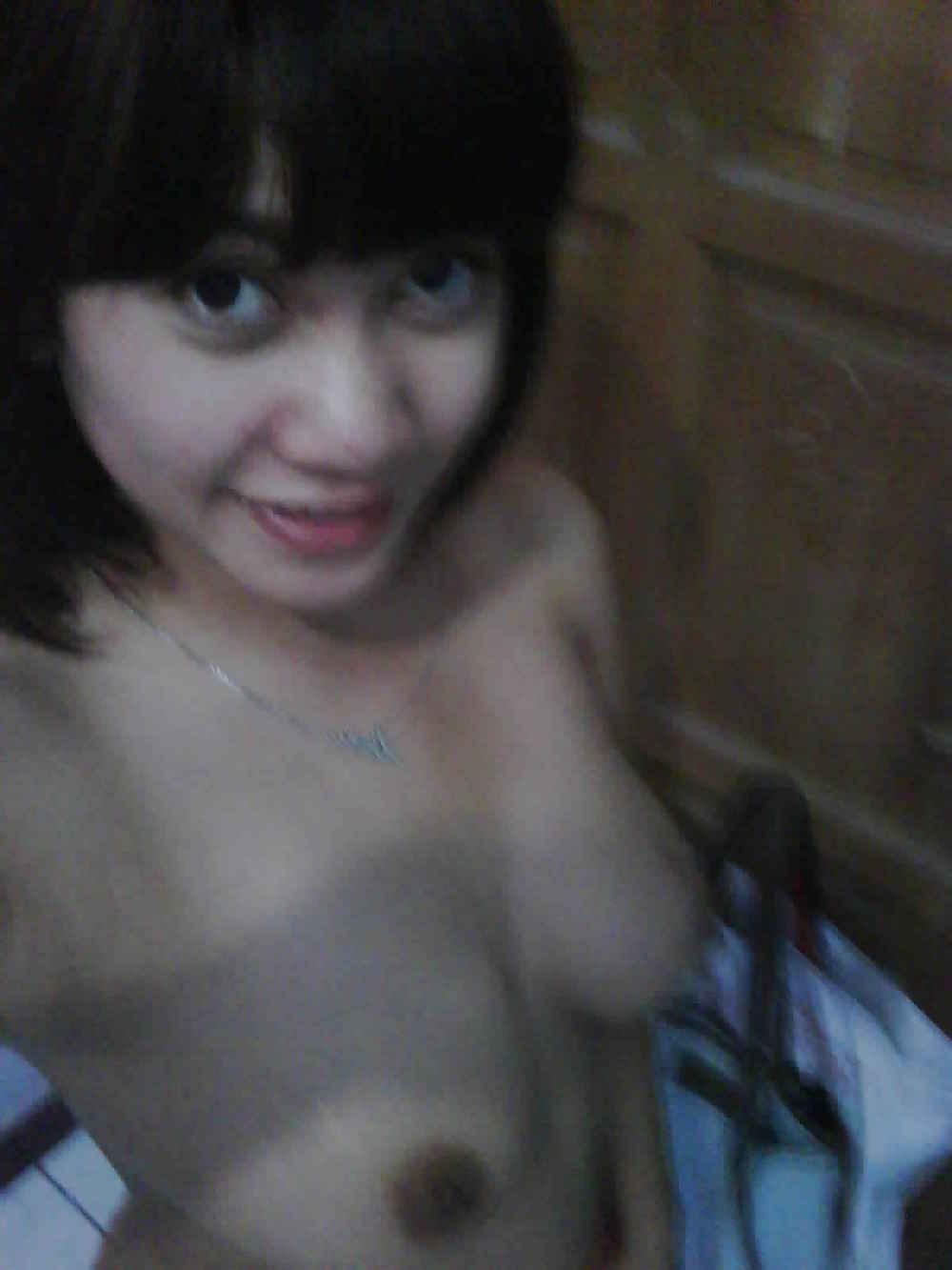 11P Nice tits teen indonesia 