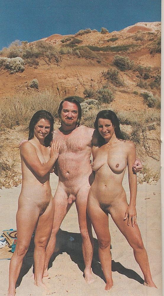 25P Naked people of vintage photos
