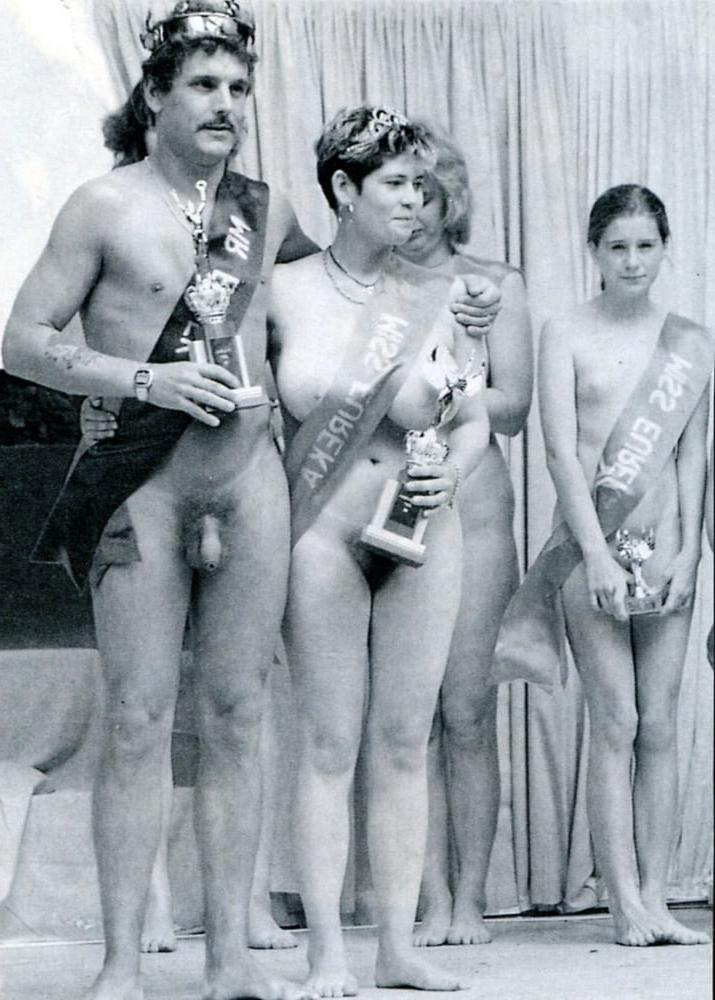 25P Vintage Nudists 34