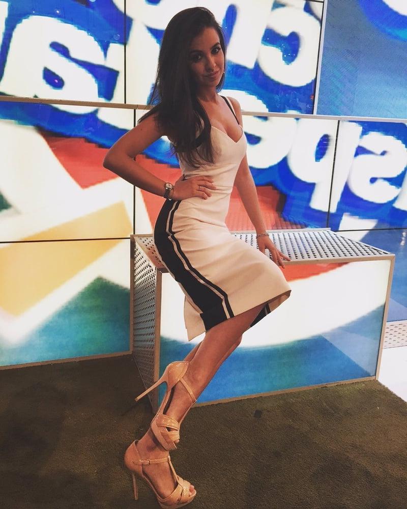 12P Eleonora Boi sexy italian journalist