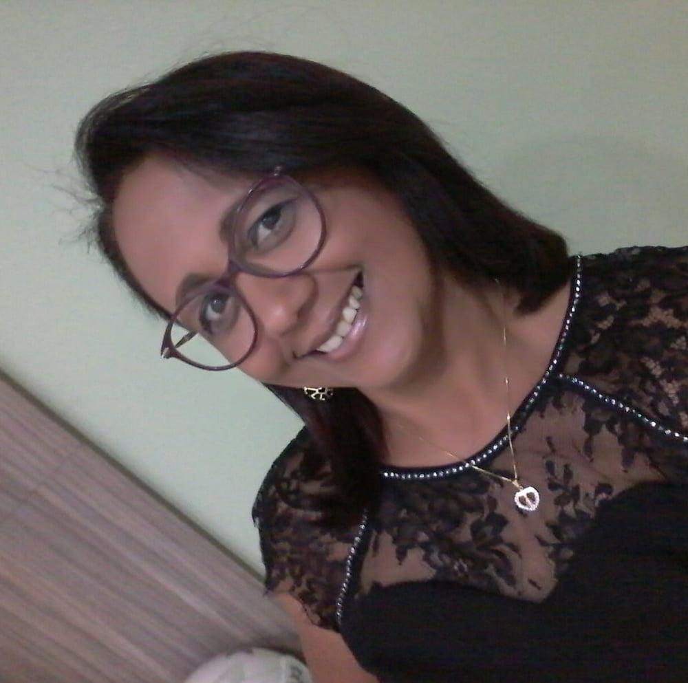17P Simple and sexy gilf