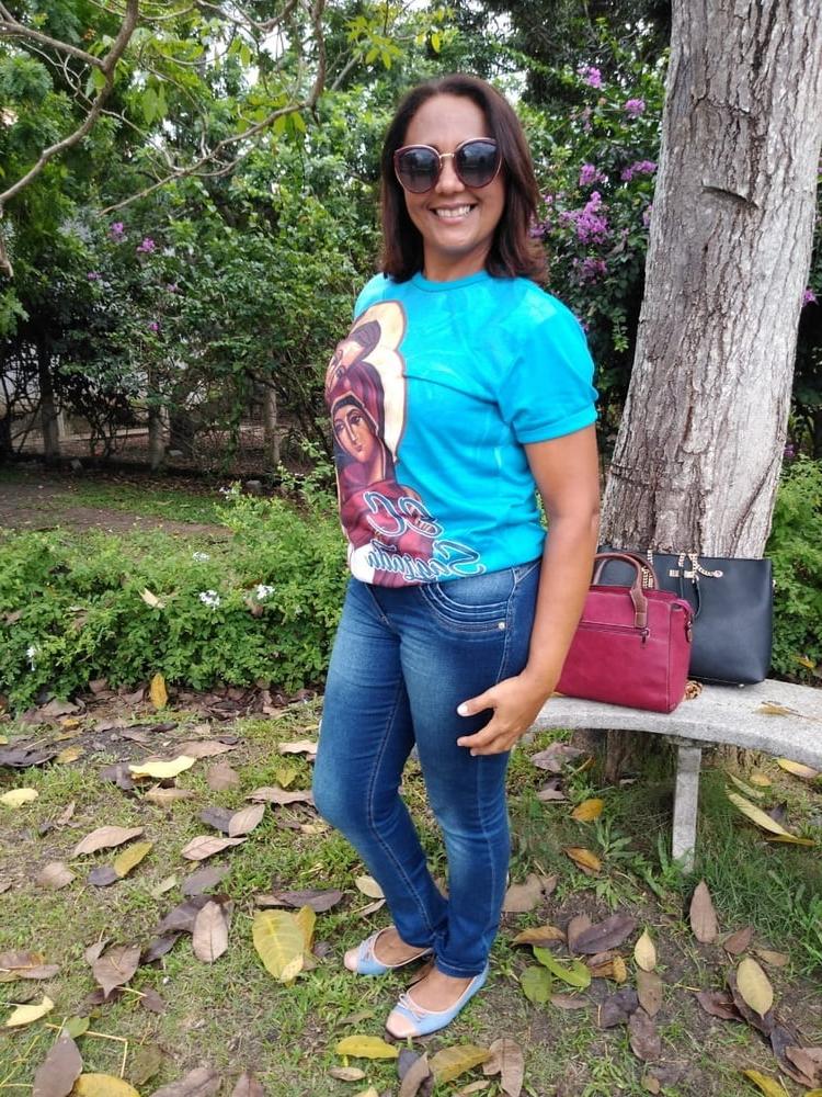 17P Simple and sexy gilf