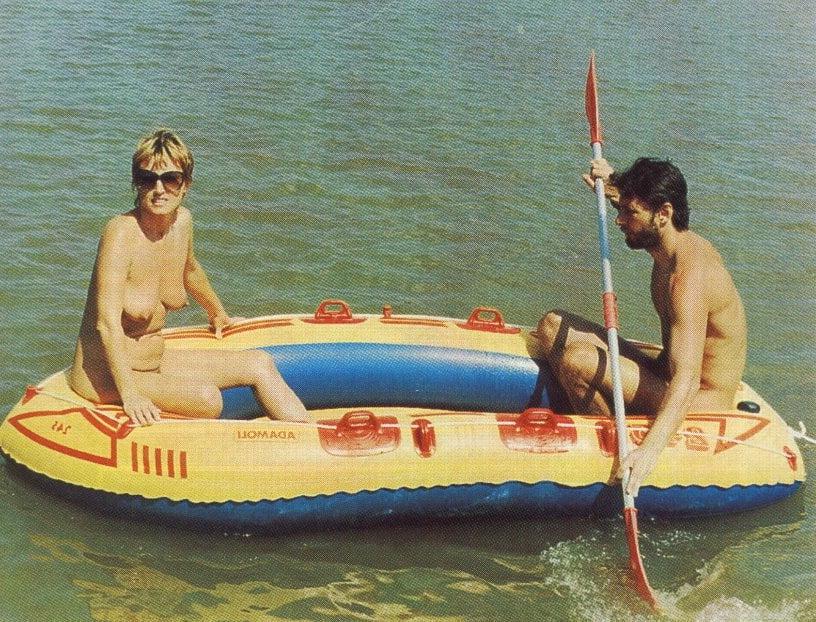 25P Naked people of vintage photos Vol. 4