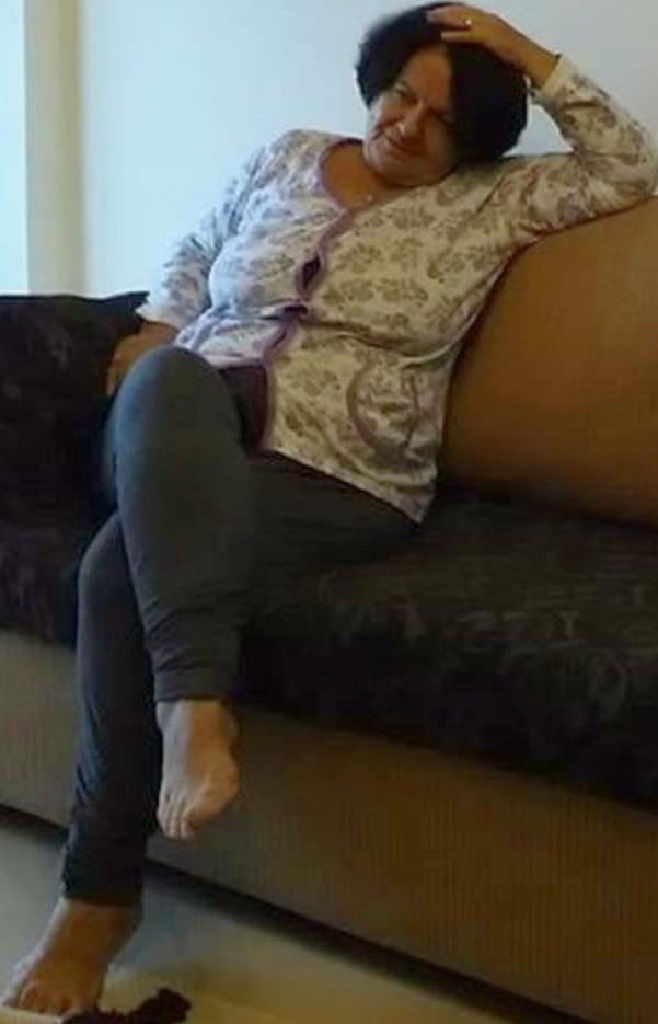 15P Granny44
