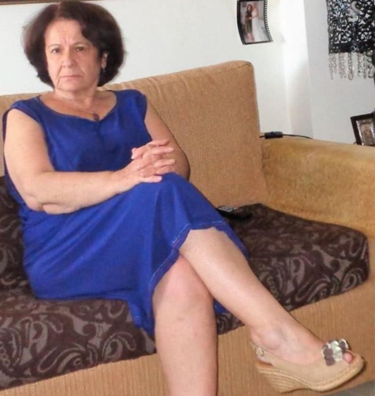 15P Granny44