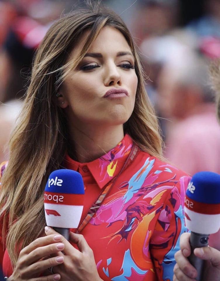21P Federica Masolin sexy italian journalist