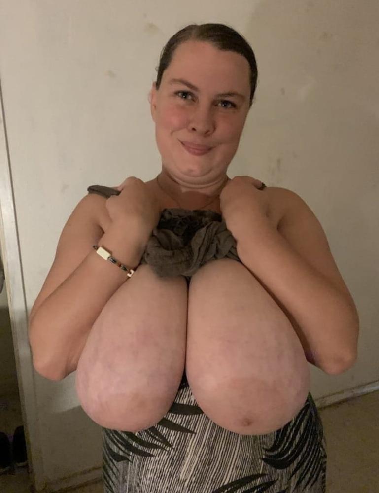 22P Big Mom Tits