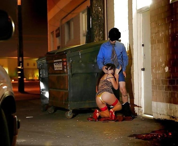25P Girls Night Out, Cuckold