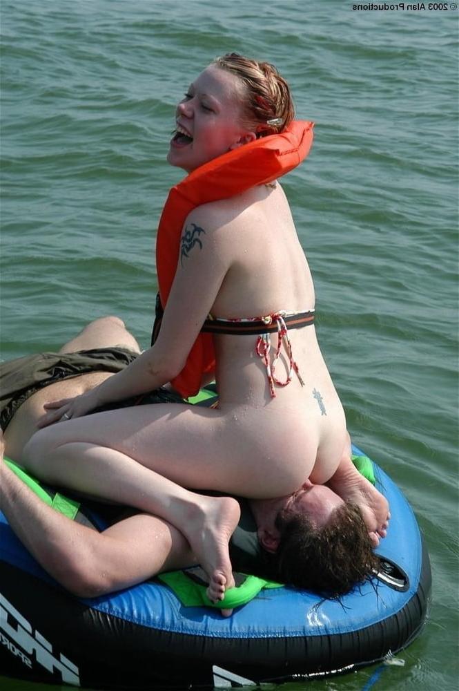 25P MILFS HAVING FUN 24