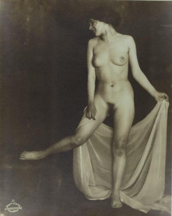 25P Vintage B&amp;W 6
