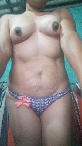 25P AMIGA MUY CALIENTE