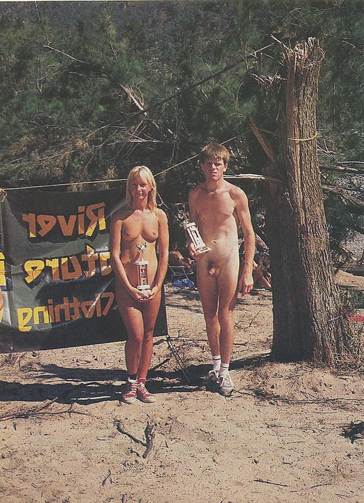 25P Naked people of vintage photos Vol. 2