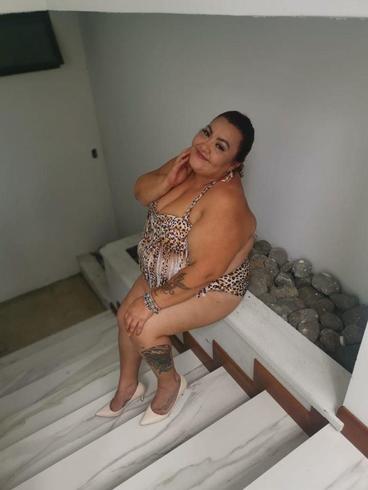 25P ana medel mega culona ass bbw mature