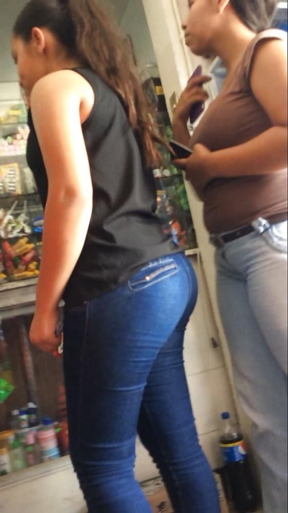 25P Perras culonas