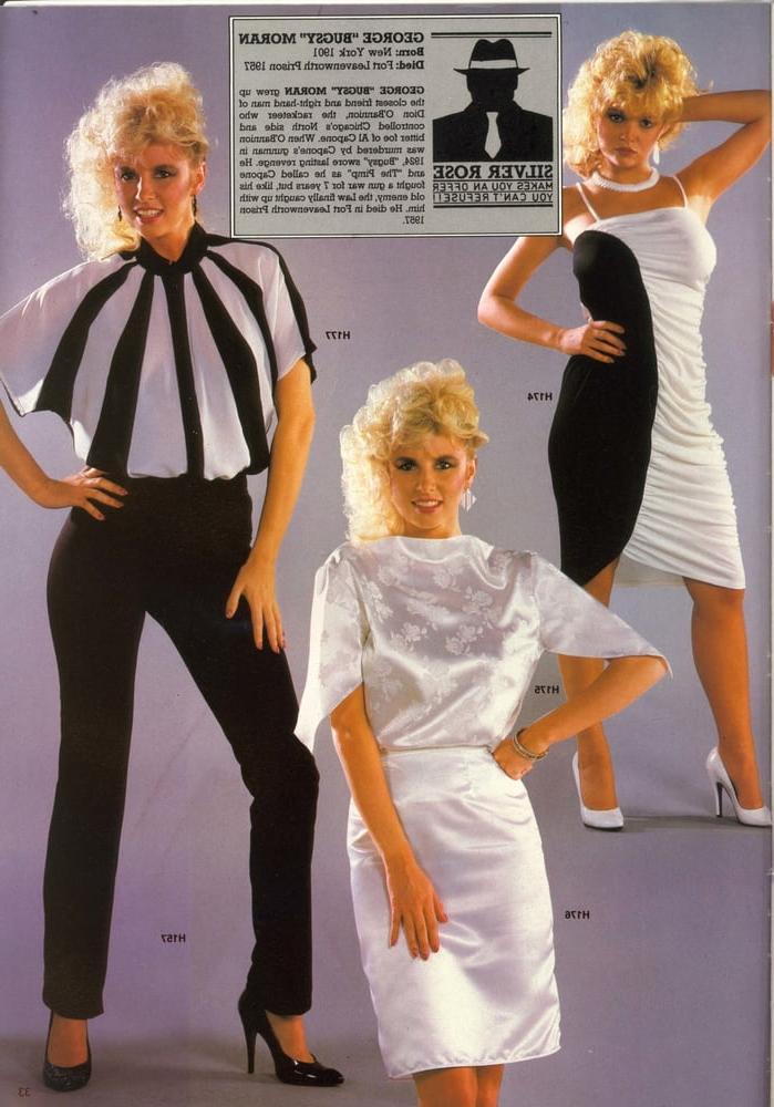 25P Vintage lingerie catalogues, mainly 1980's
