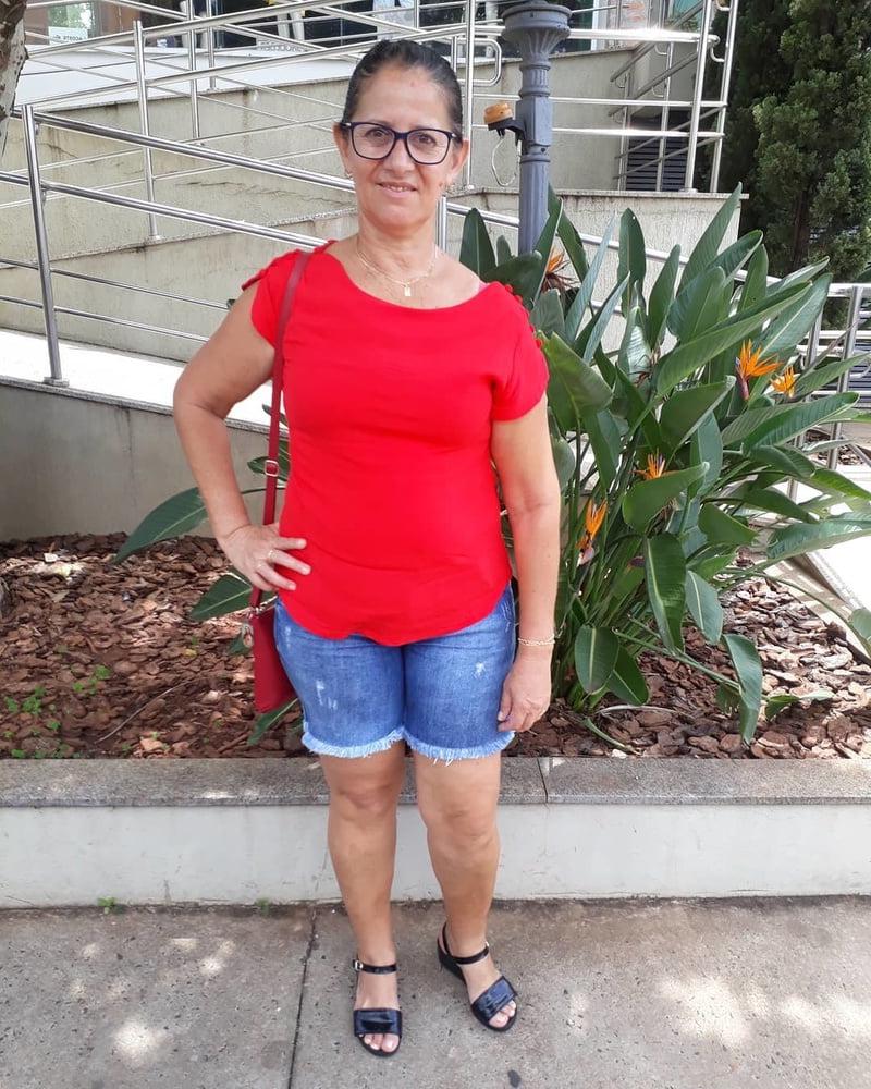 12P Simple and sexy gilf