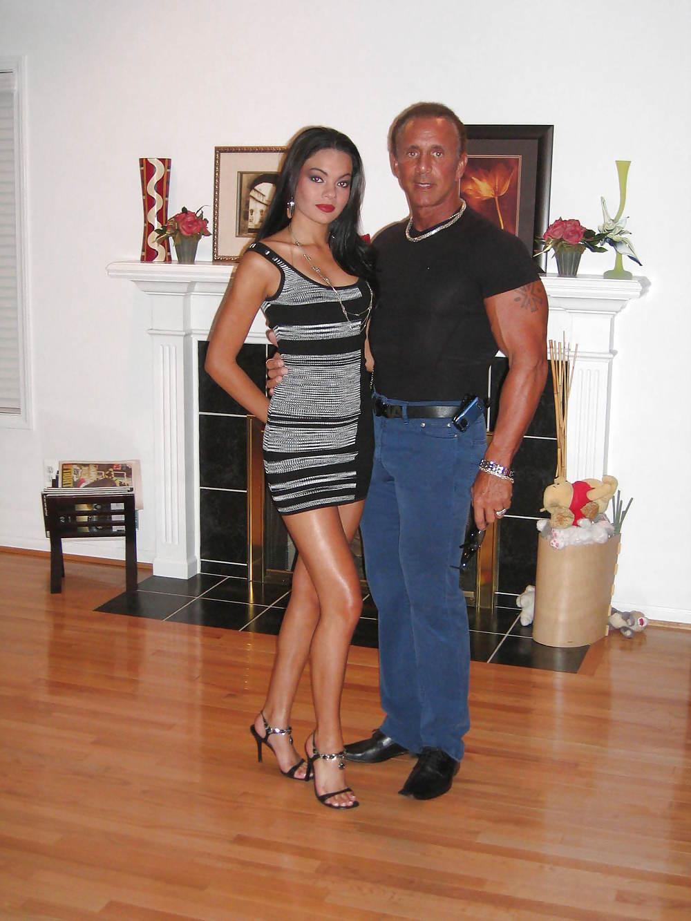 25P Sweet Exotic MILF