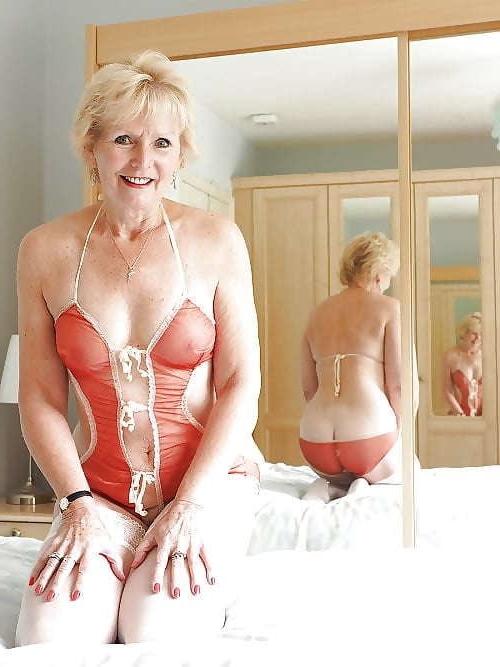 25P Mature MILF GILF Mix 1
