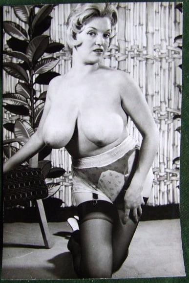 25P Vintage Boobs 14