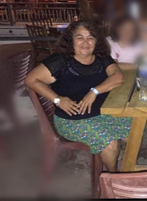10P Abuela casada y coqueta