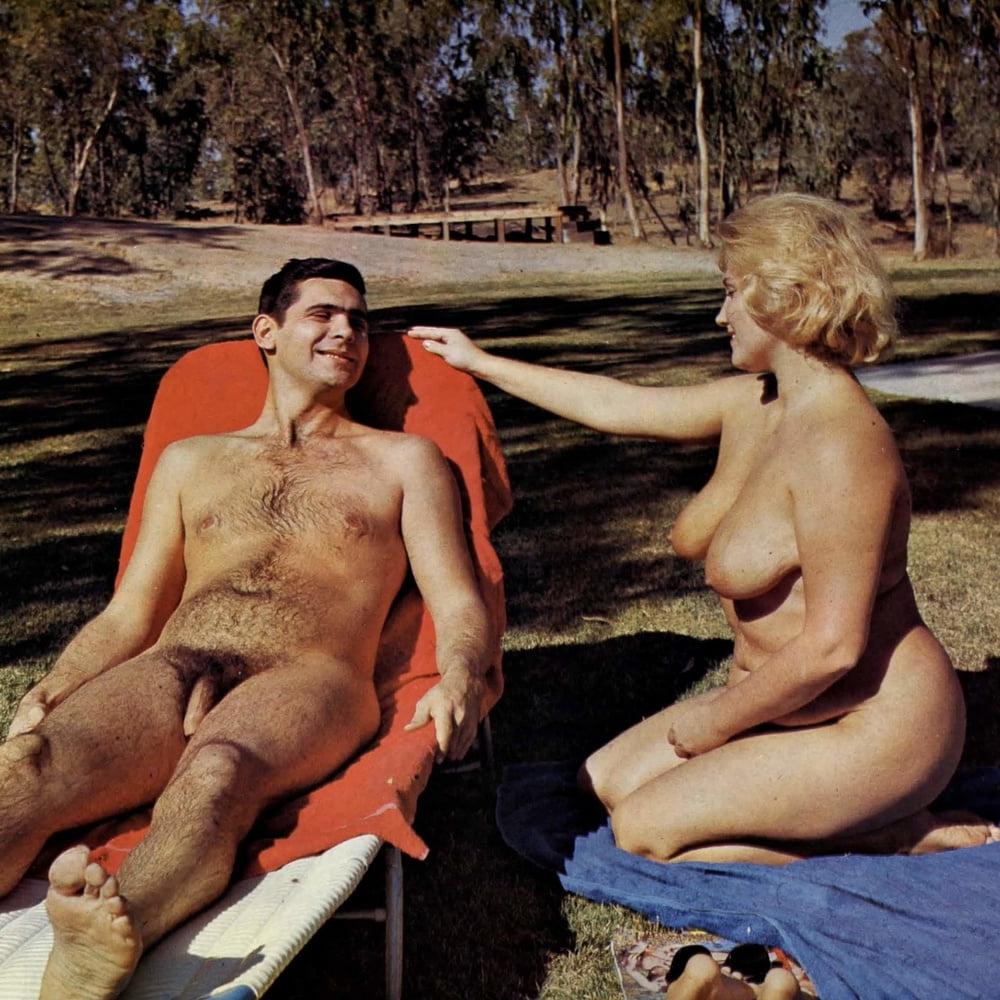 25P Naked Vintage Girls 65