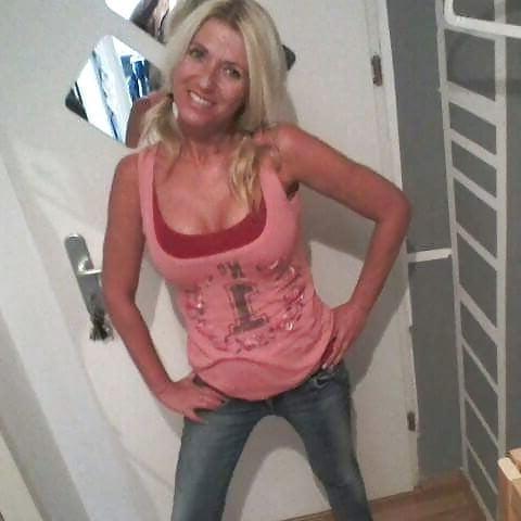 25P Two holt milfs