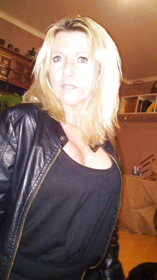 25P Two holt milfs
