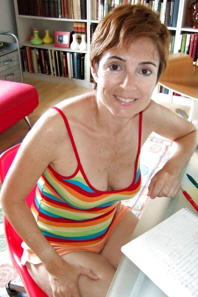 25P Milfs - Posing 75