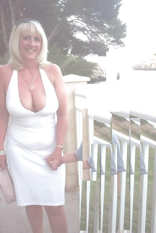 25P Busty & Tall Mature Blonde