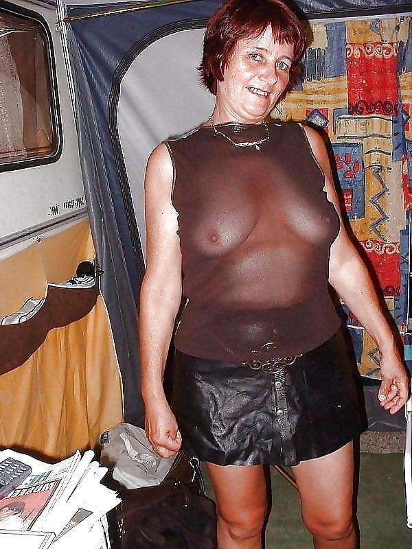 25P MATURES DRESSED LIKE SLUTS 42