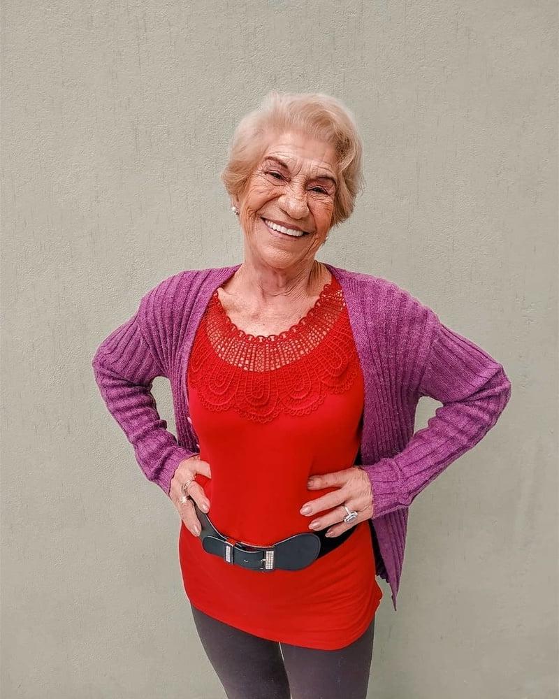 14P Sexy Gilf