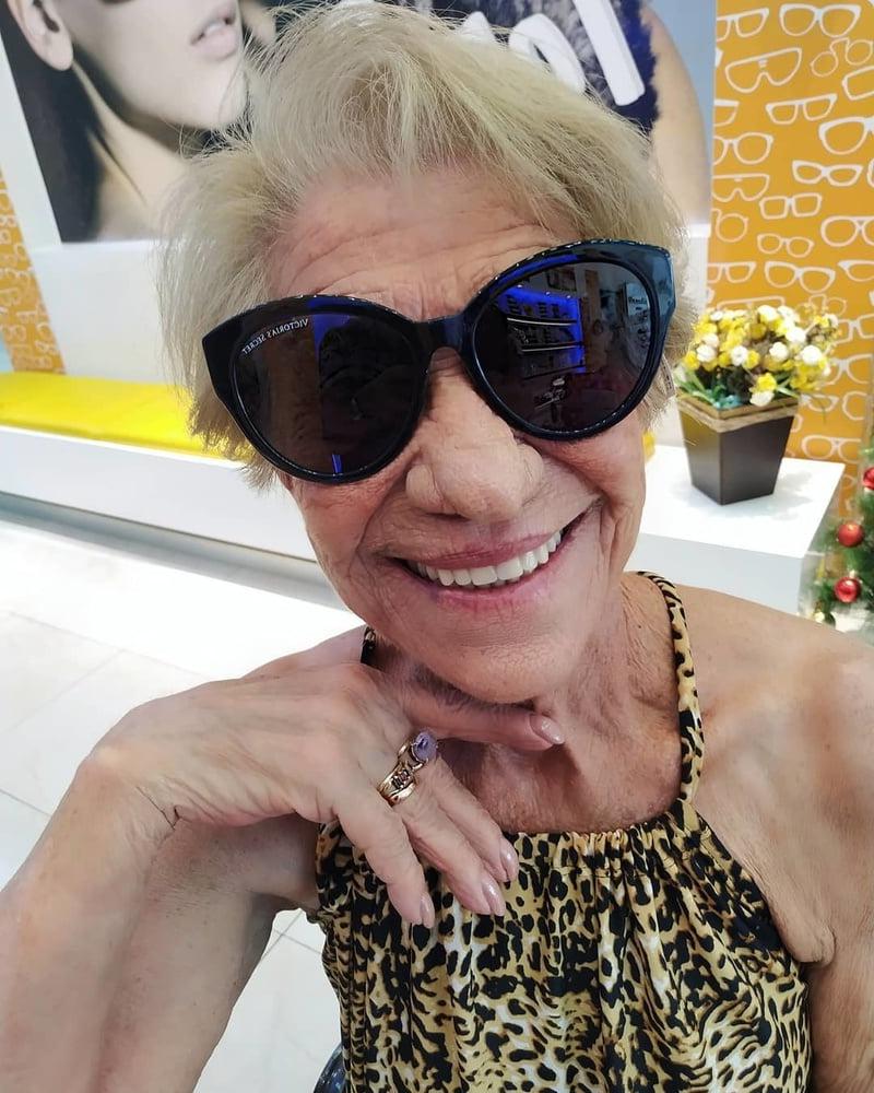 14P Sexy Gilf