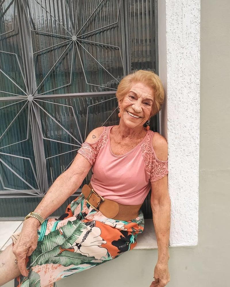 14P Sexy Gilf