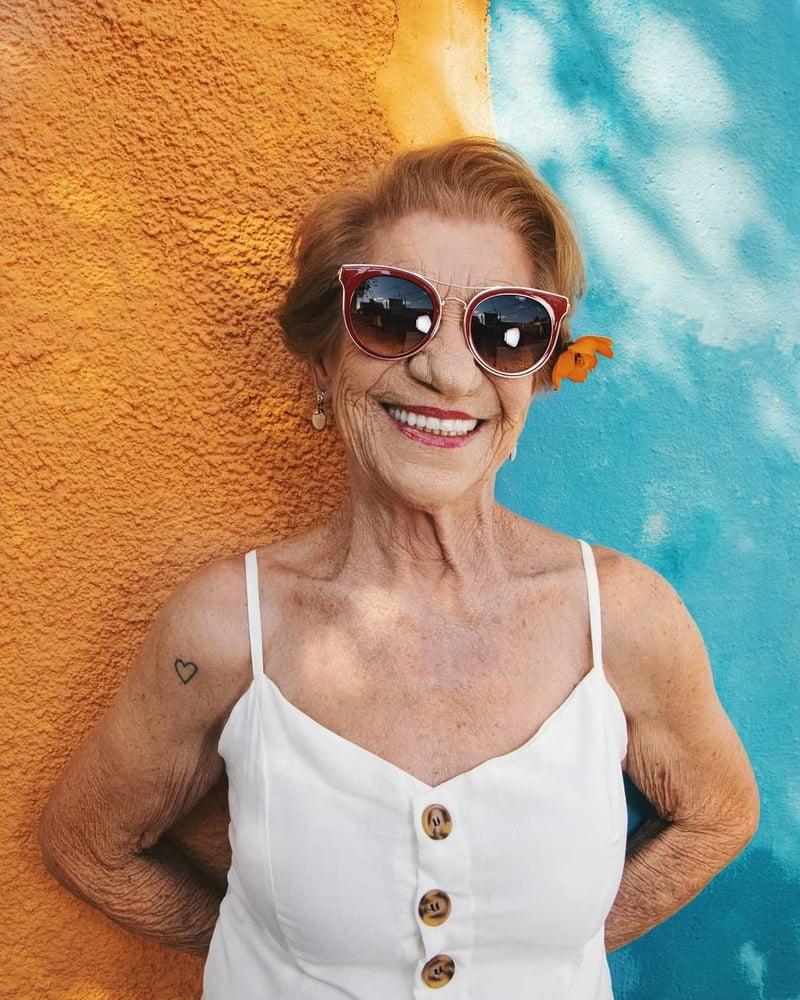14P Sexy Gilf